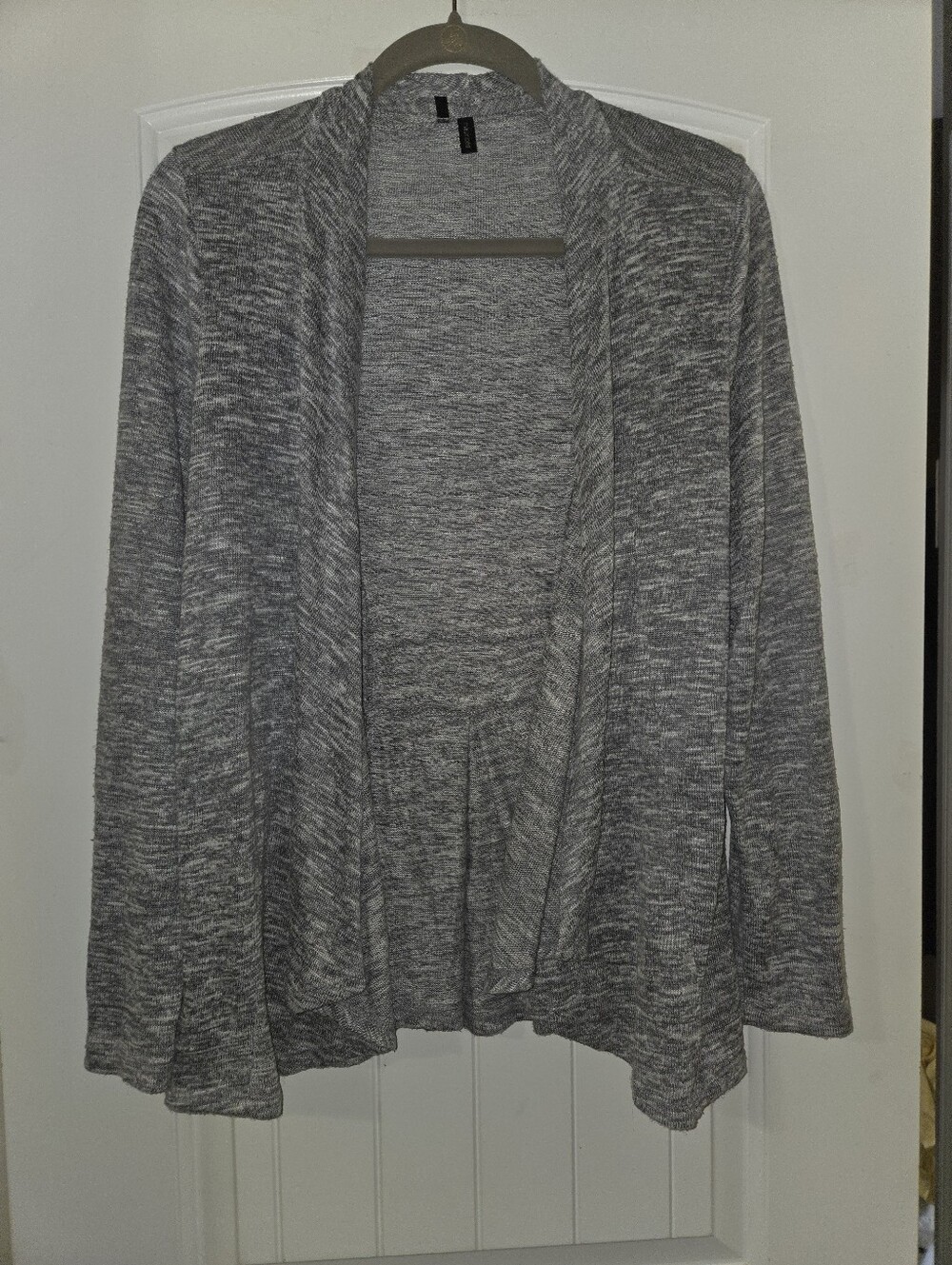 NWOT Women’s Open-Front Gray Knit Cardigan Sweater